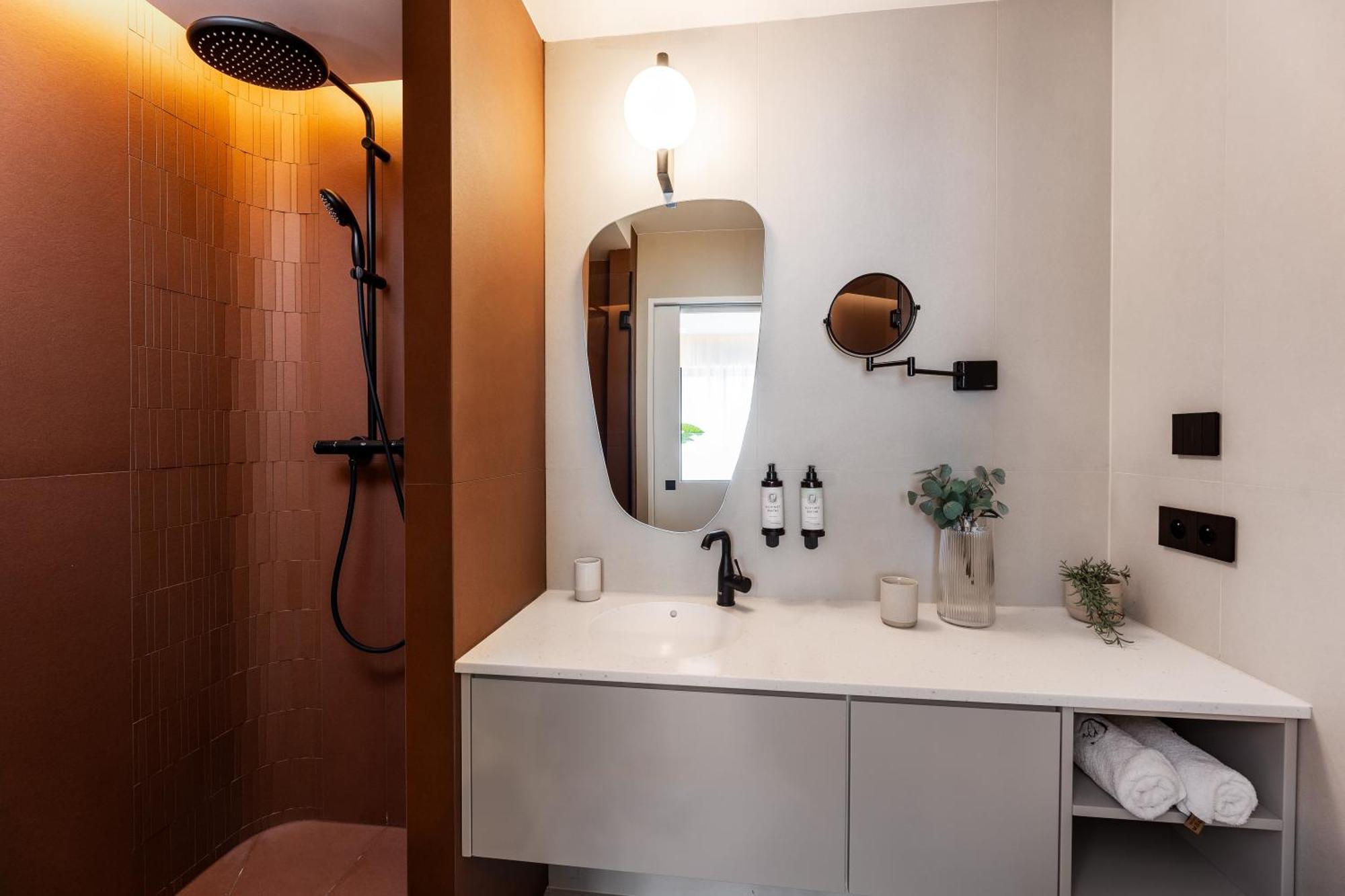 Catalog Boutique Rooms Bratislava Exterior foto